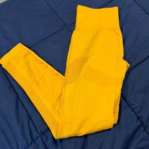 Women’s Lasercut Knit Leggings